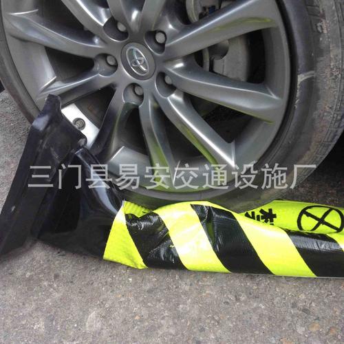 新款pu反光方锥橡胶路锥公路安全路标可定做广告提示路锥